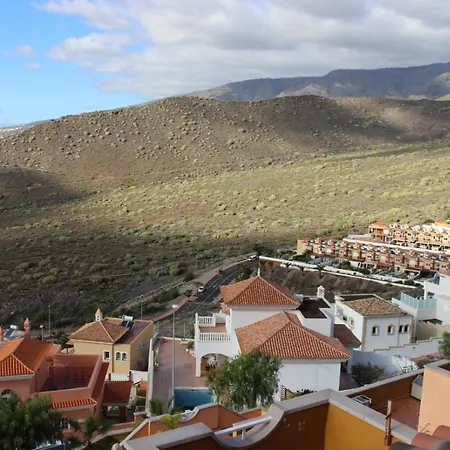 Apartmán With A Serene Ocean And Mountain View Costa Adeje (Tenerife)